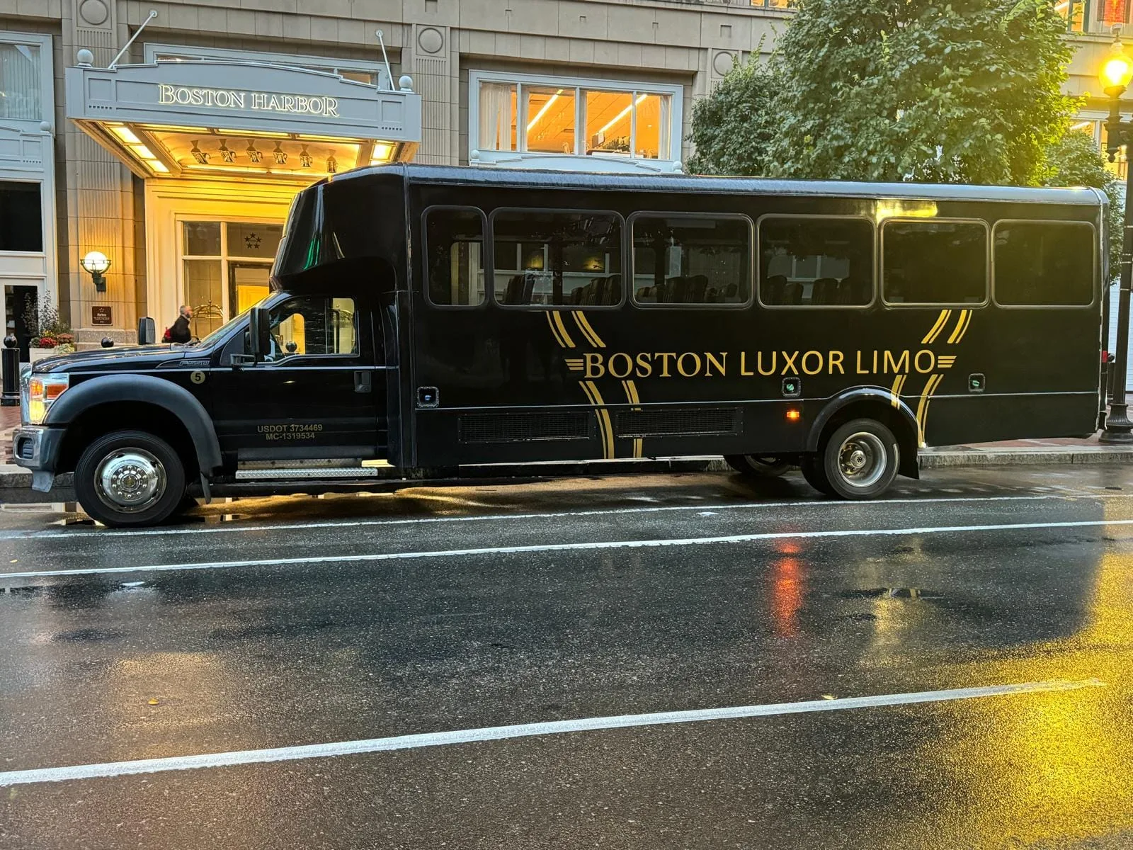 Boston Luxor Limo